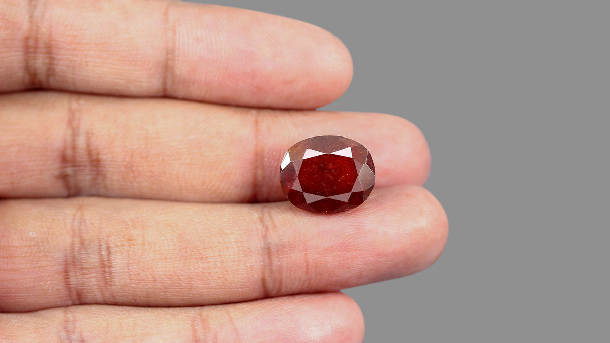 African Hessonite (Gomed) 14.56 Carats / 16 Ratti