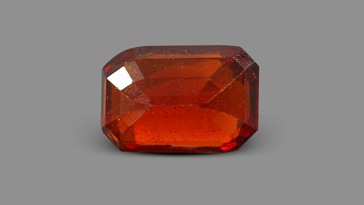 Sri-Lankan Hessonite (Gomed) 7.02 Carats / 11.03 Ratti