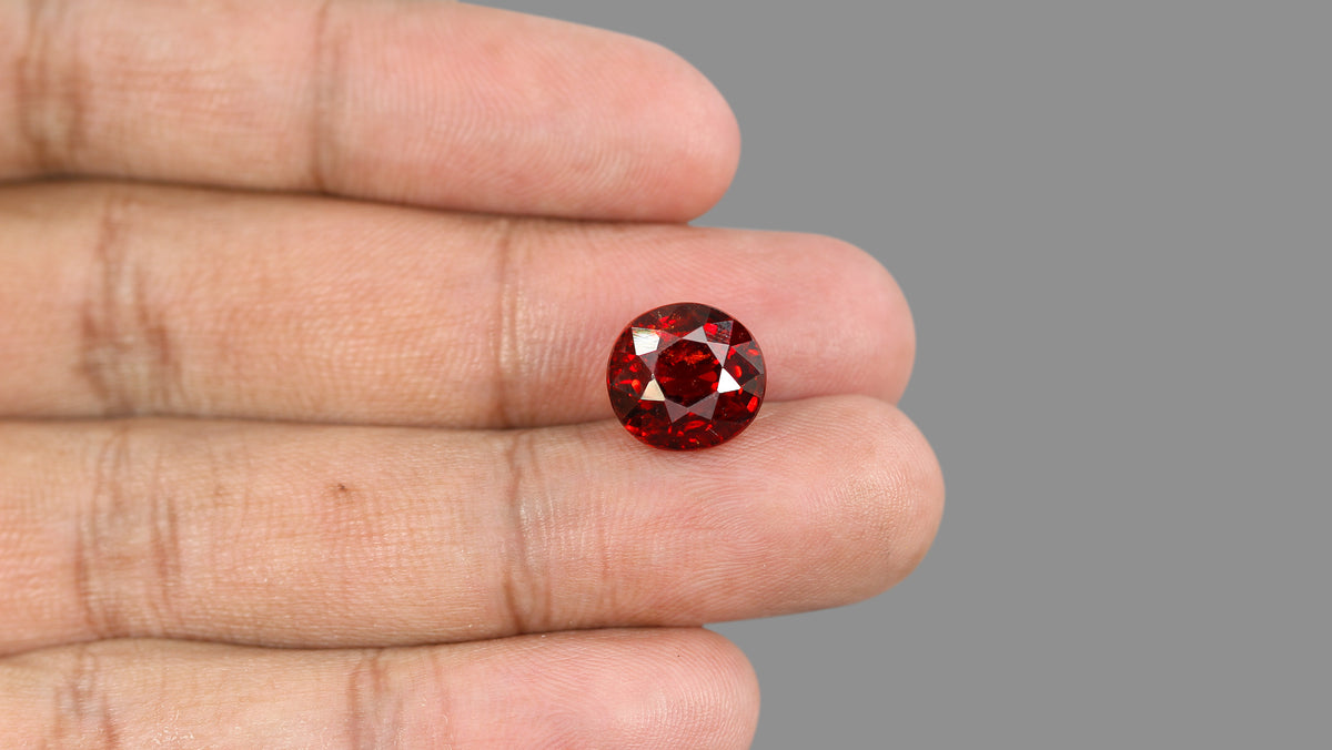 Sri-Lankan Hessonite (Gomed) 9.73 Carats / 10.69 Ratti