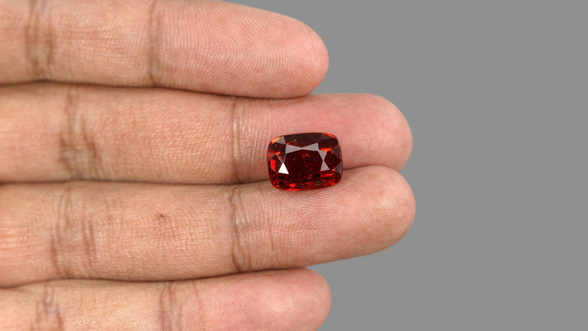 Sri-Lankan Hessonite (Gomed) 8.54 Carats / 9.38 Ratti