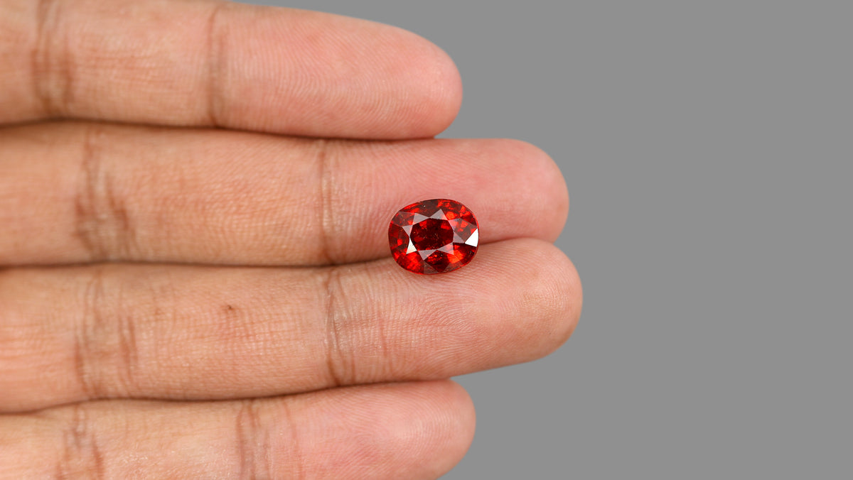 Sri-Lankan Hessonite (Gomed) 6.83 Carats / 7.51 Ratti