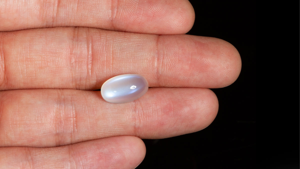 NATURAL MOONSTONE 8.90 CARATS / 9.78 Ratti