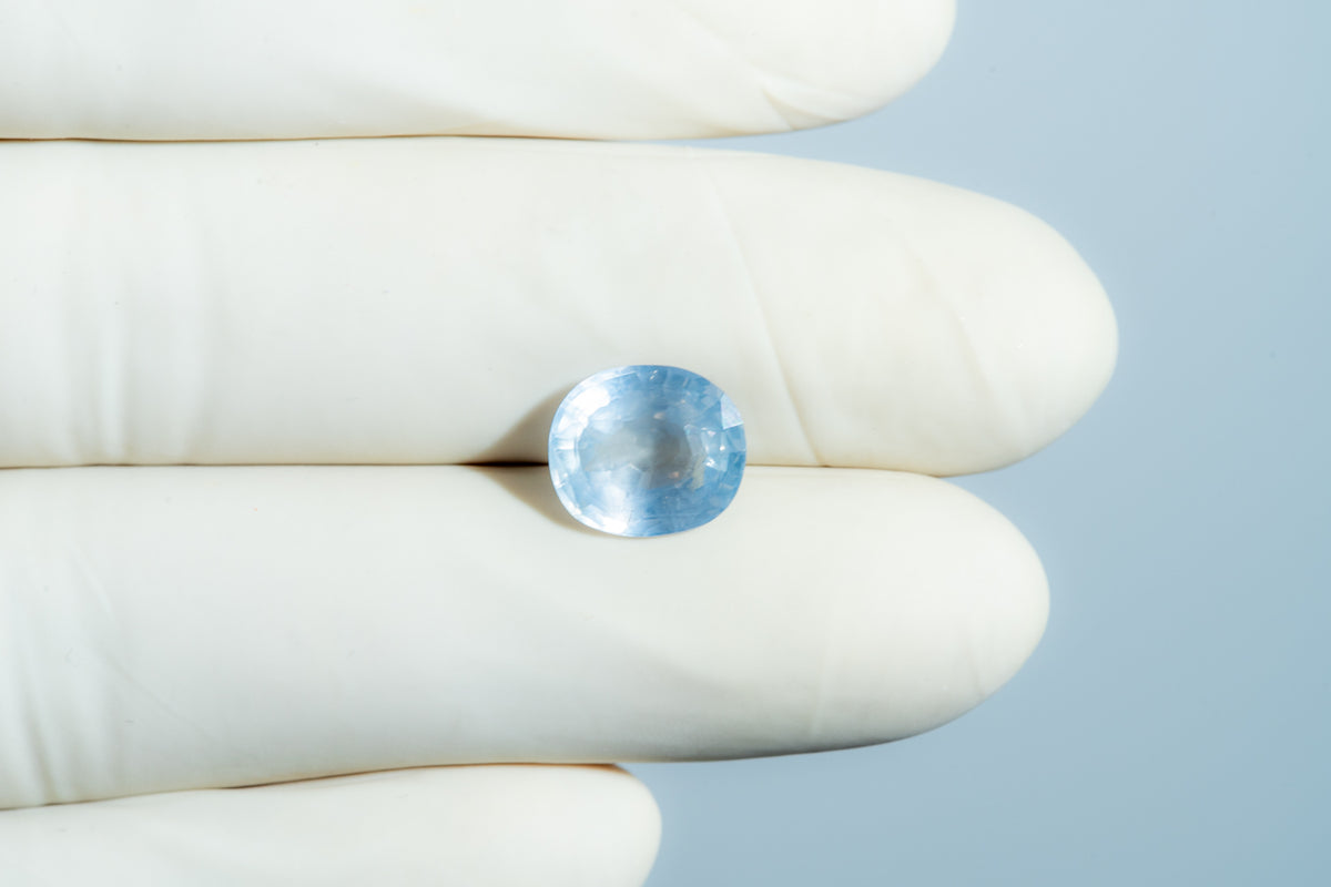 Natural Blue Sapphire 4.84 Carats / 5.32 Ratti