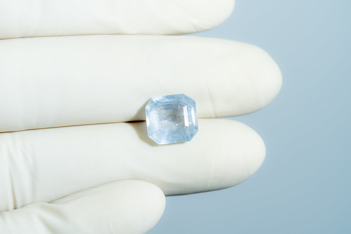 Natural Blue Sapphire 7.45 Carats / 8.19 Ratti