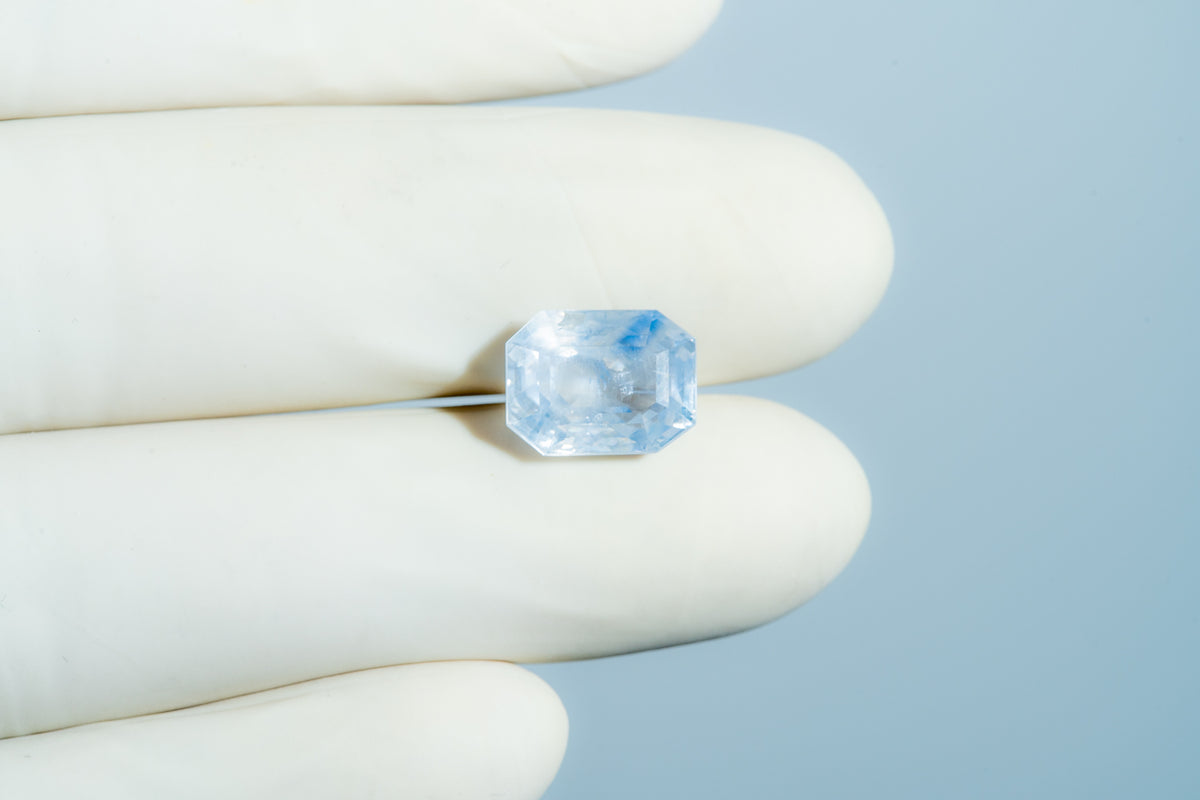 Natural Blue Sapphire 8.73 Carats / 9.59 Ratti