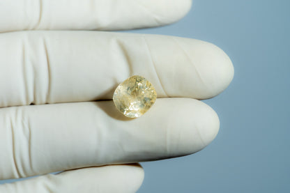 Natural Yellow Sapphire 9.20 Carats / 10.11 Ratti