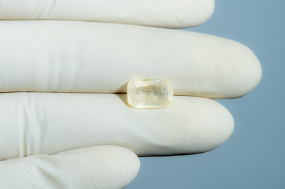Natural Yellow Sapphire 5.80 Carats / 6.37 Ratti
