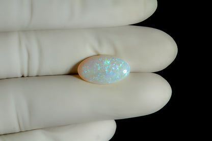 White Opal With Fire 5.79 Carats / 6.36 Ratti