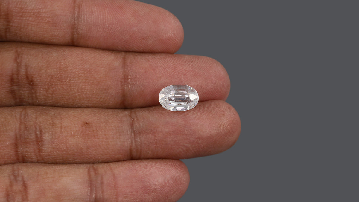 Natural Zircon 5.09 Carats / 5.65 Ratti