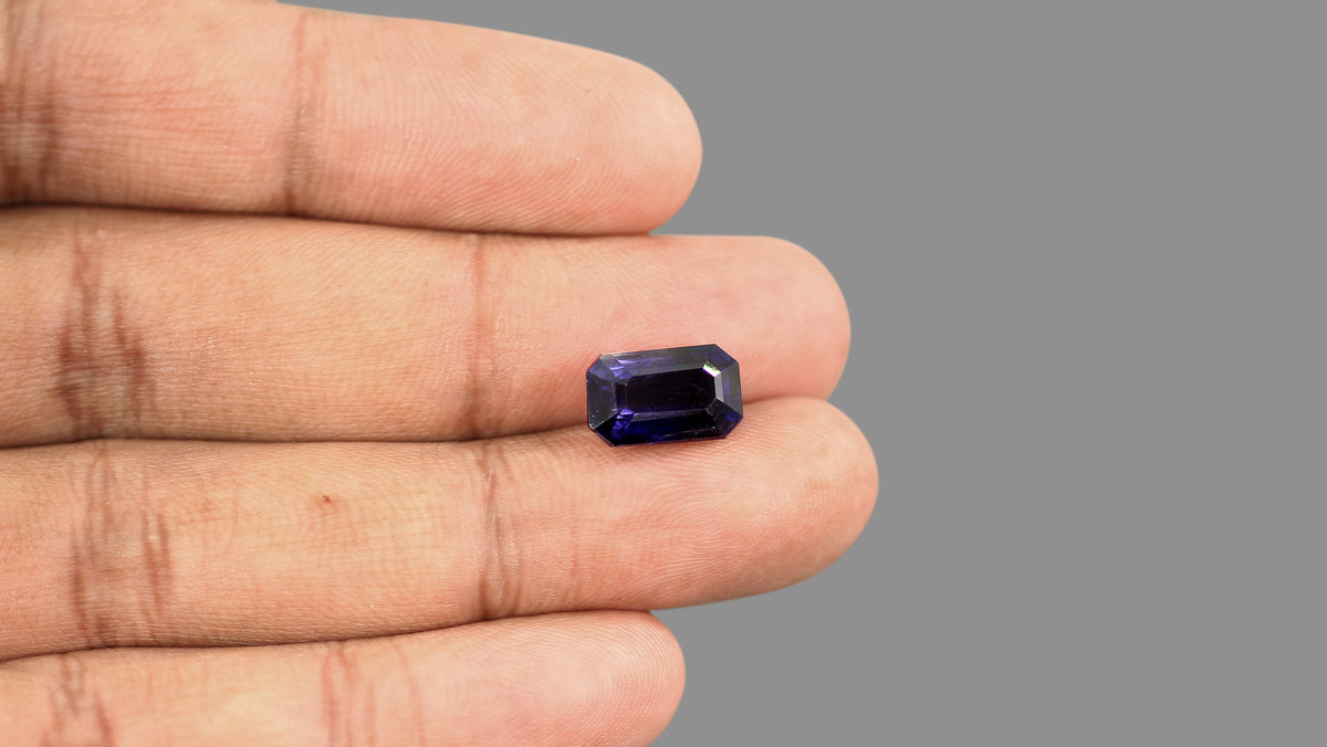 Natural Iolite(Neeli) 4.70 Carats / 5.22 Ratti