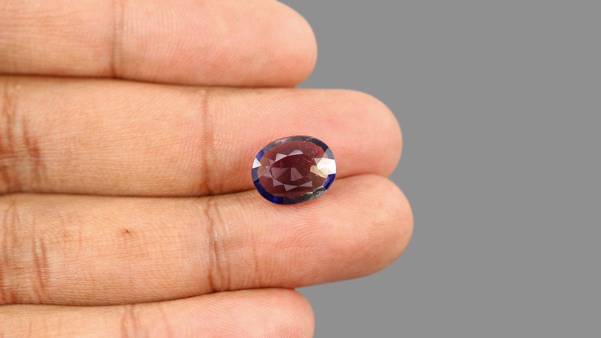 Natural Iolite(Neeli) 5.22 Carats / 5.8 Ratti