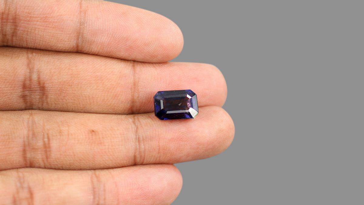 Natural Iolite(Neeli) 6.47 Carats / 7.19 Ratti
