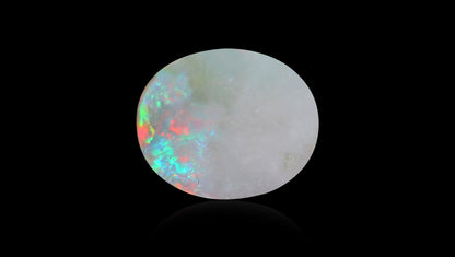 White Opal With Fire 2.69 Carats / 2.96 Ratti