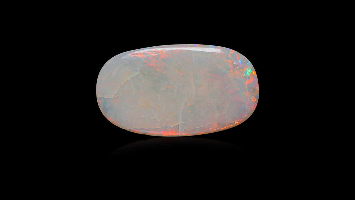 White Opal With Fire 3.82 Carats / 4.2 Ratti
