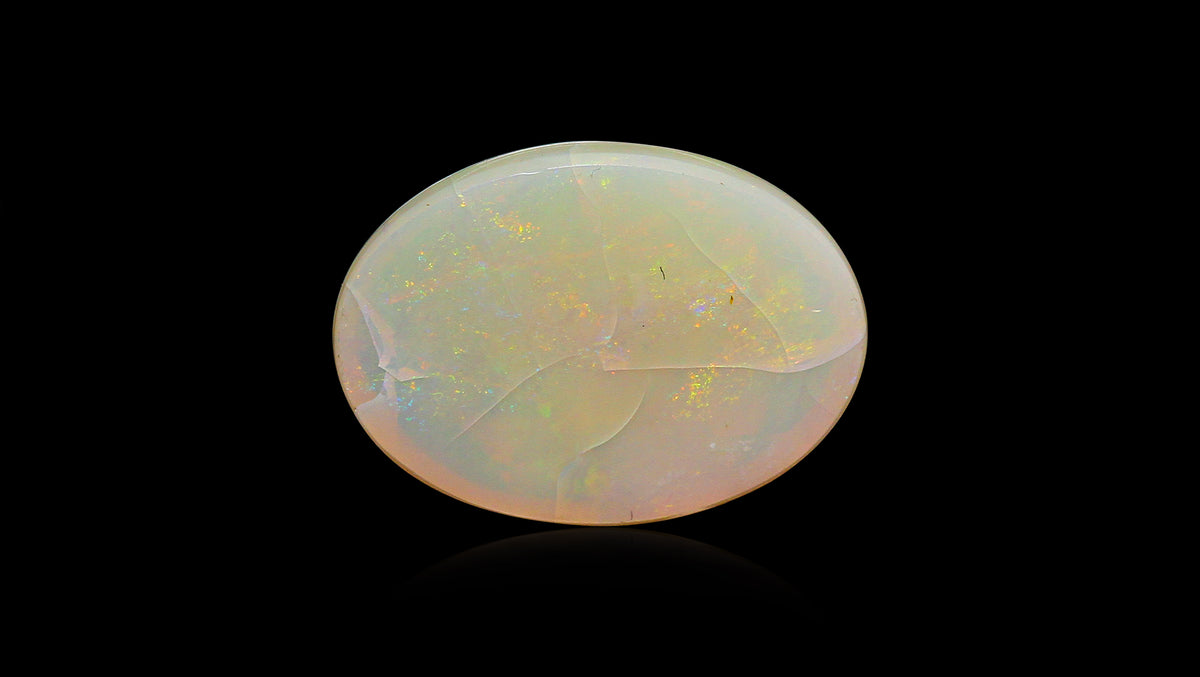 White Opal With Fire 8.35 Carats / 9.18 Ratti