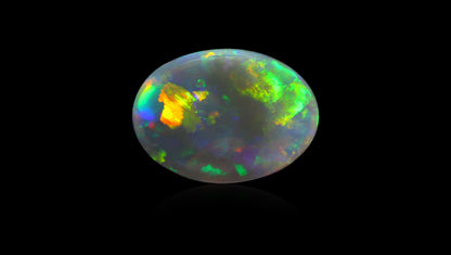 White Opal With Fire 4.56 Carats / 5.01 Ratti