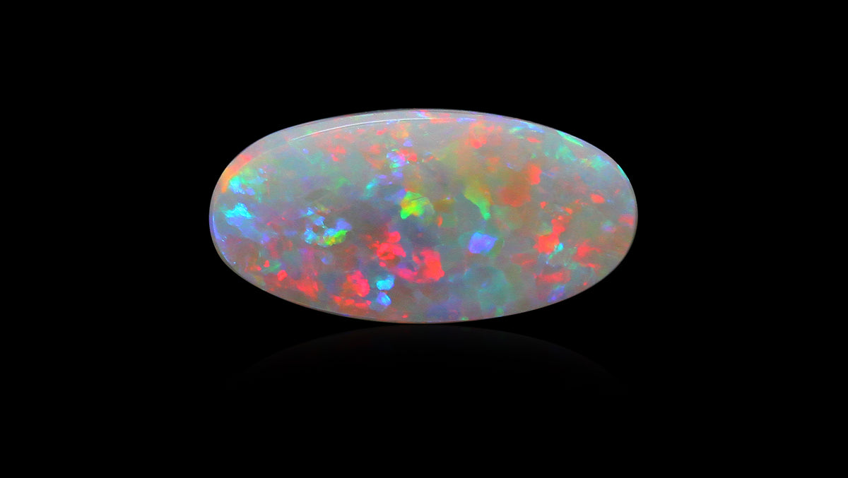 White Opal With Fire 5.67 Carats / 6.23 Ratti