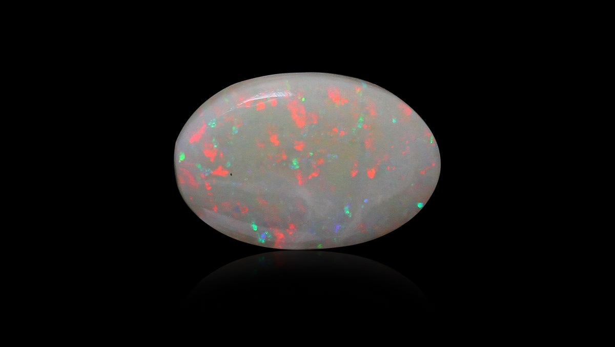 White Opal With Fire 6.37 Carats / 7 Ratti