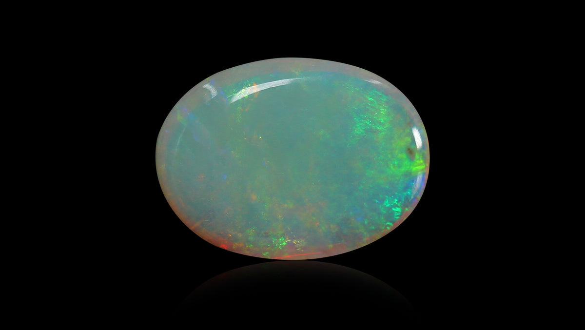 White Opal With Fire 4.70 Carats / 5.16 Ratti