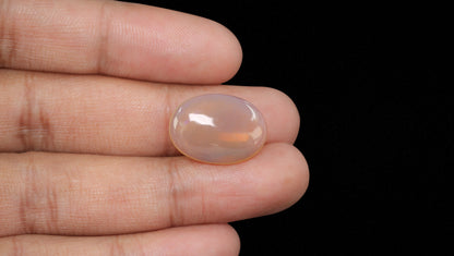 White Opal With Fire 11.74 Carats / 12.9 Ratti