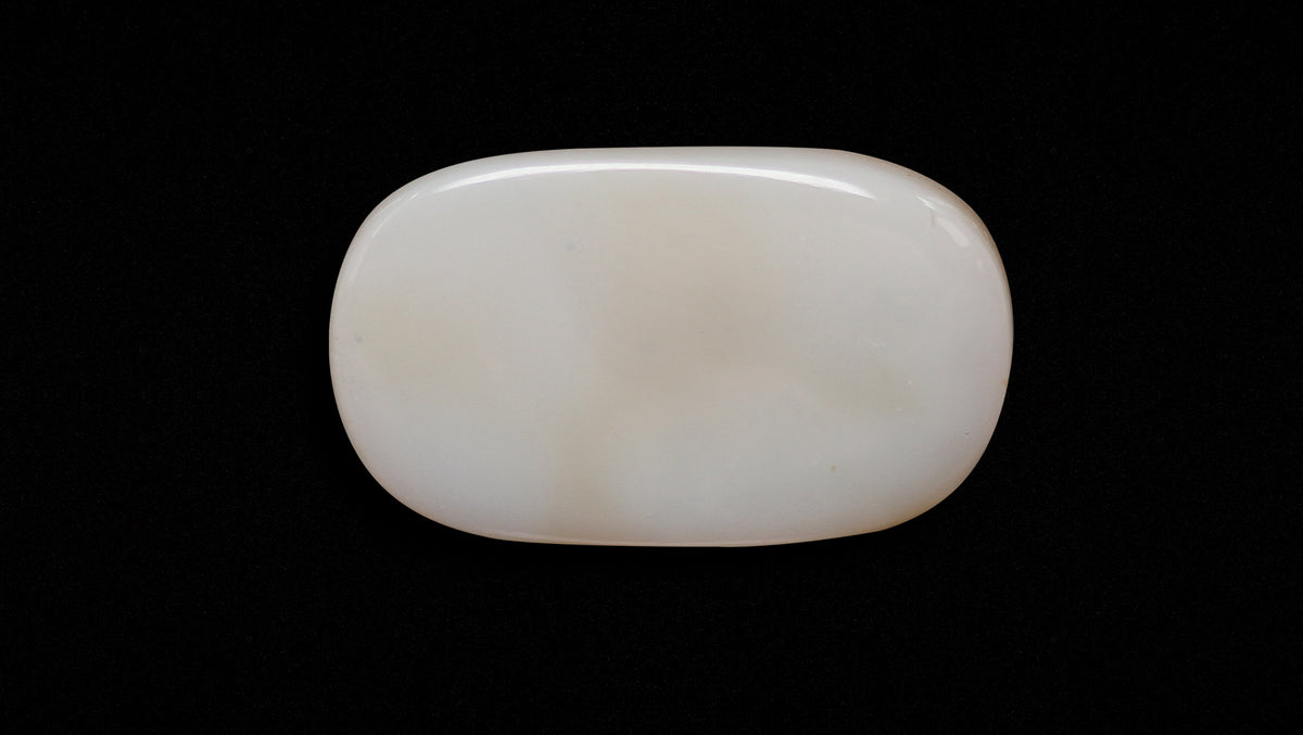 White Opal With Fire 16.09 Carats / 17.68 Ratti
