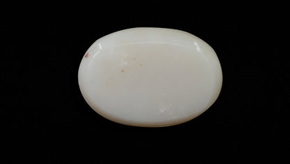 White Opal With Fire 17.95 Carats / 19.73 Ratti