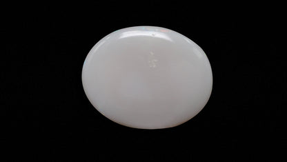 White Opal With Fire 12.98 Carats / 14.26 Ratti
