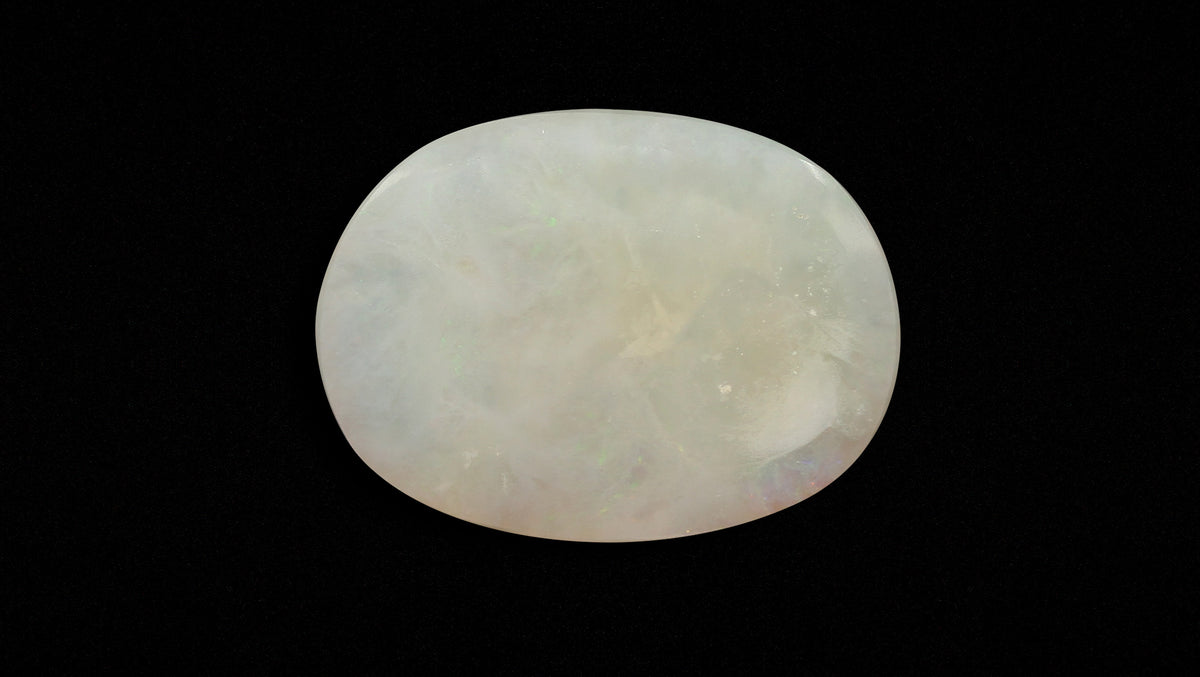 White Opal With Fire 11.52 Carats / 12.66 Ratti