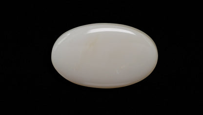 White Opal With Fire 19.26 Carats / 21.16 Ratti