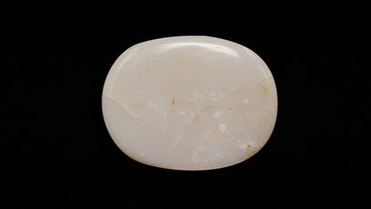 White Opal With Fire 12.87 Carats / 14.14 Ratti