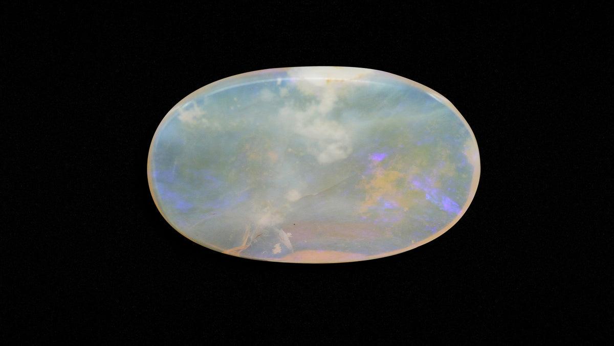 White Opal With Fire 14.73 Carats / 16.19 Ratti