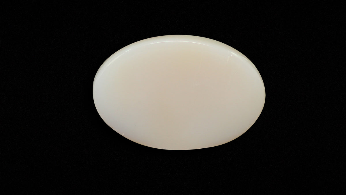 White Opal With Fire 19.72 Carats / 21.67 Ratti