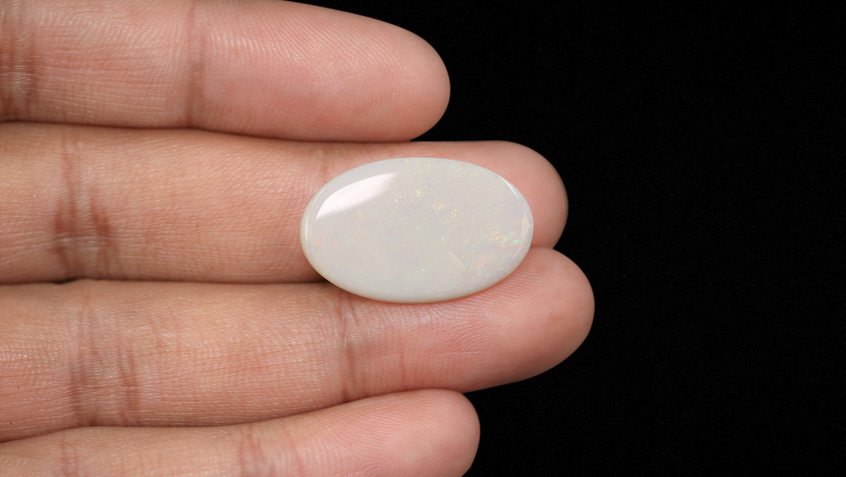 White Opal With Fire 17.46 Carats / 19.19 Ratti
