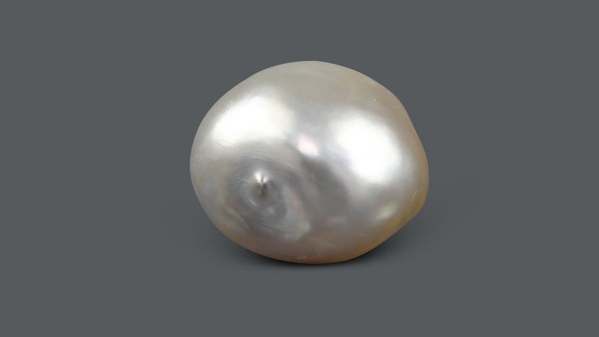 Venezuela Pearl 13.07 Carats / 14.52 Ratti