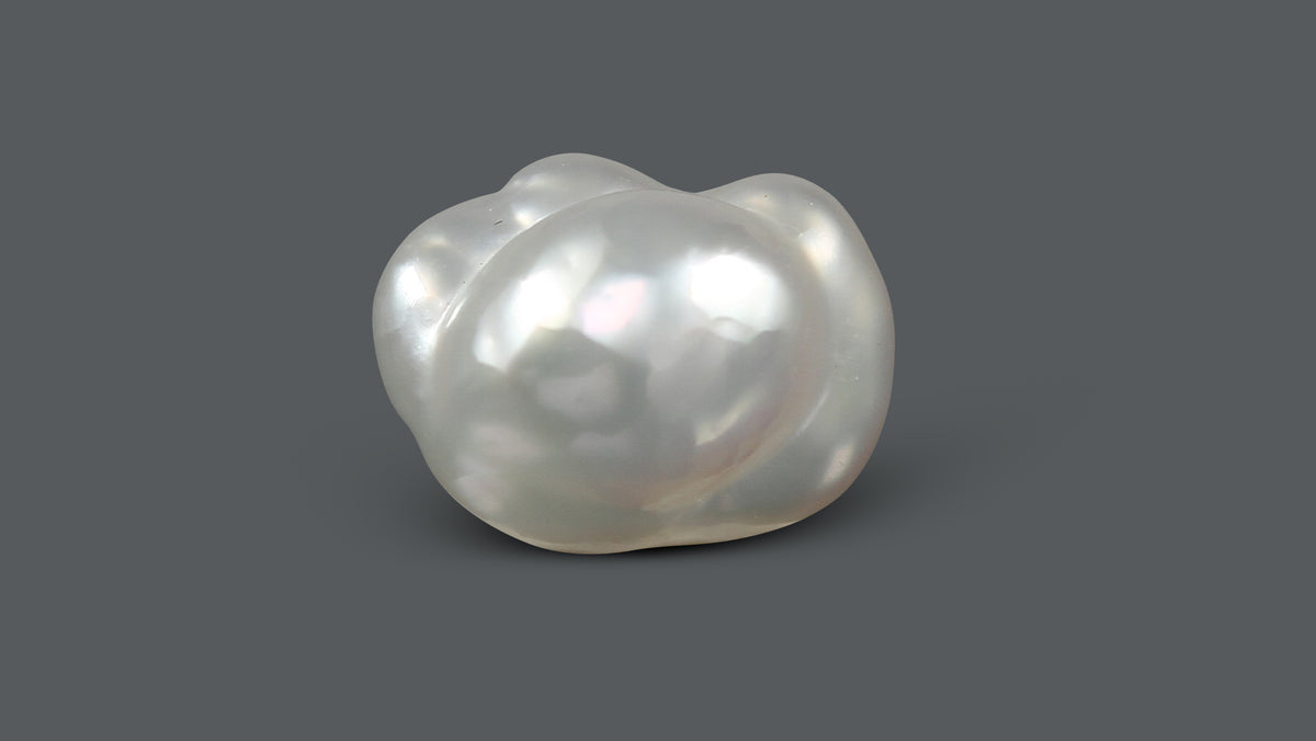 Venezuela Pearl 5.40 Carats / 06 Ratti