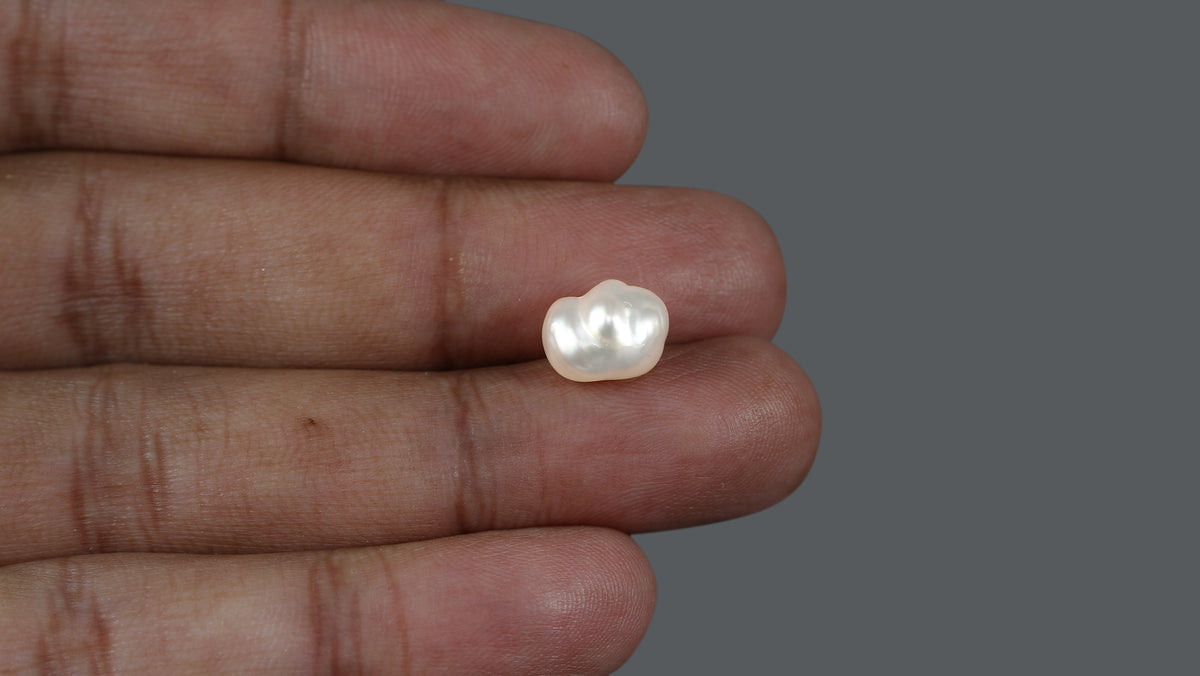 Venezuela Pearl 5.40 Carats / 06 Ratti