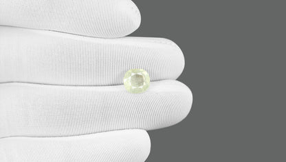Natural Pitambari 3.96 Carats / 4.35 Ratti