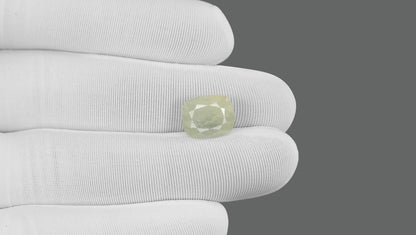 Natural Pitambari 7.22 Carats / 7.93 Ratti