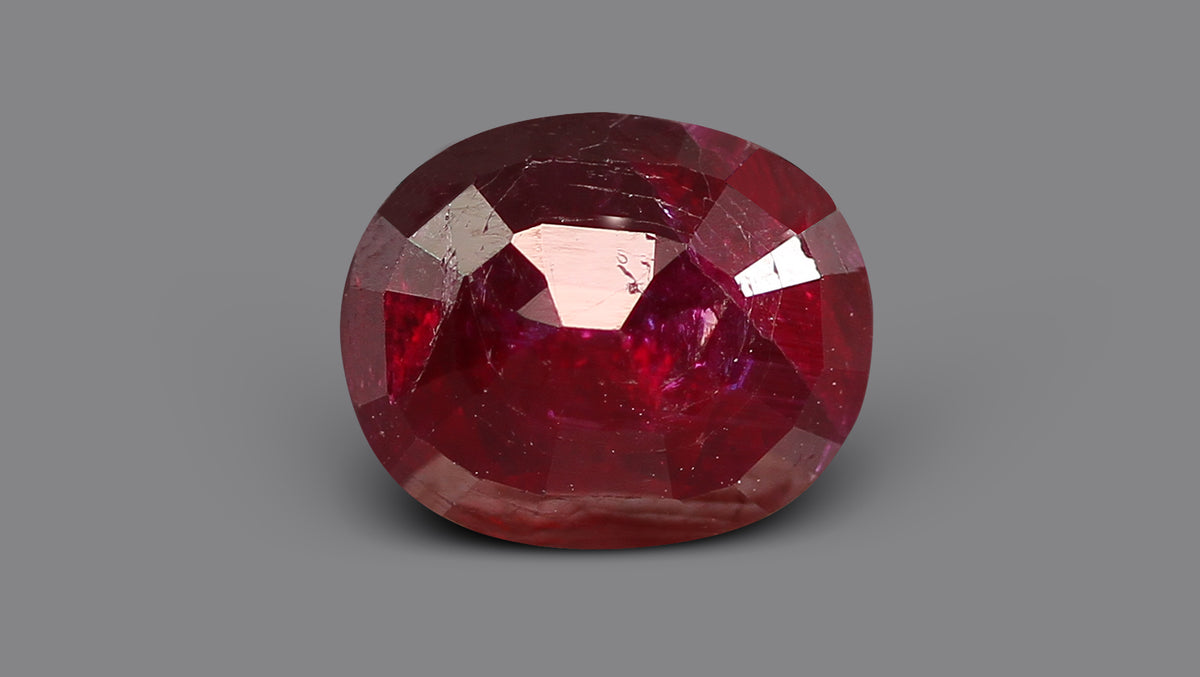 Natural Ruby (Manik) 2.37 Carats / 2.6 Ratti