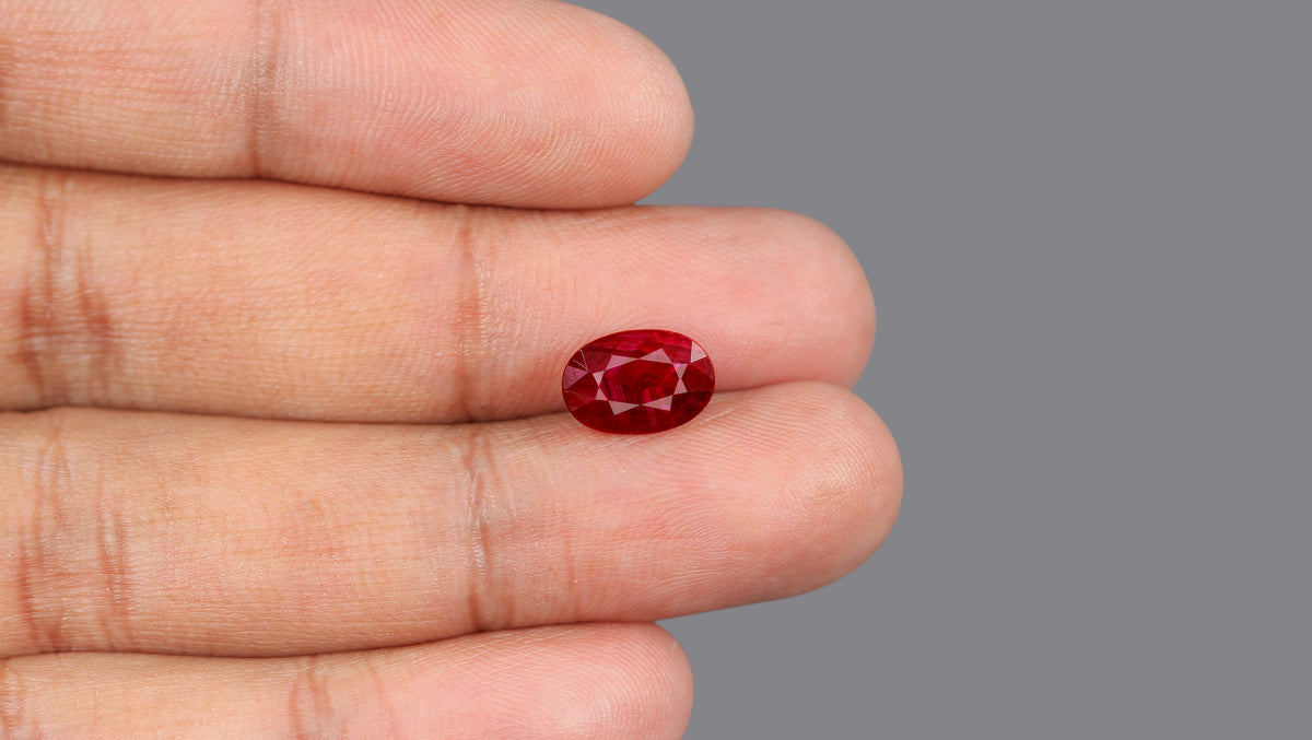 Natural Ruby (Manik) 3.74 Carats / 4.11 Ratti