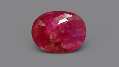 Burmese Ruby (Manik) 5.21 Carats / 5.73 Ratti