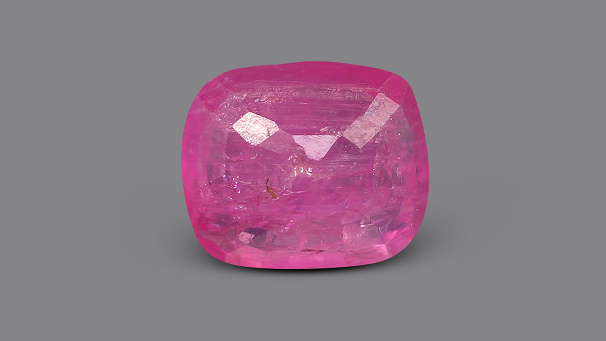 Burmese Ruby (Manik) 4.81 Carats / 5.29 Ratti