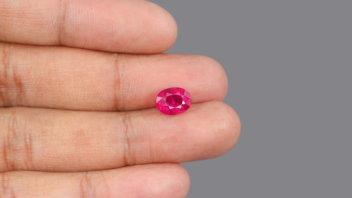 Burmese Ruby (Manik) 3.27 Carats / 3.59 Ratti