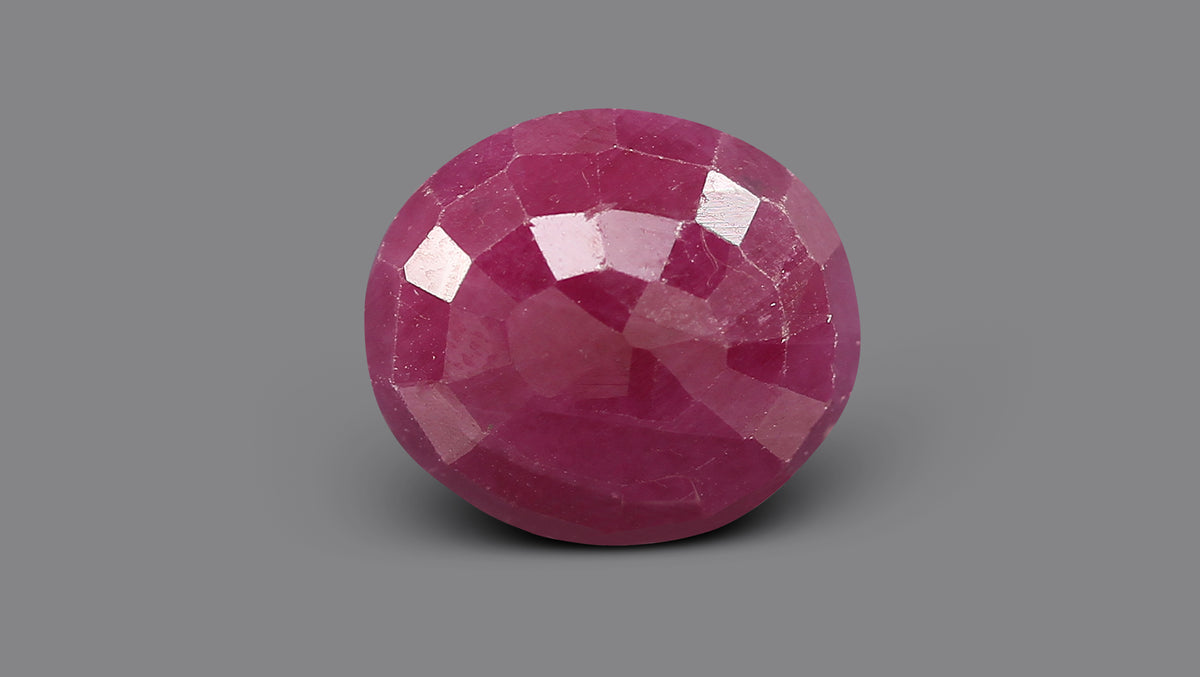 African Ruby (Manik) 7.10 Carats / 7.8 Ratti