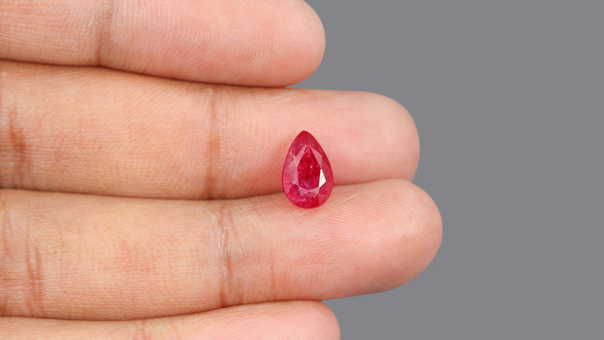 Burmese Ruby (Manik) 3.74 Carats / 4.11 Ratti