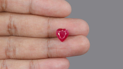 Burmese Ruby (Manik) 4.55 Carats / 5 Ratti