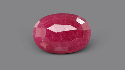 African Ruby (Manik) 7.01 Carats / 7.7 Ratti