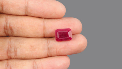 African Ruby (Manik) 7.74 Carats / 8.51 Ratti