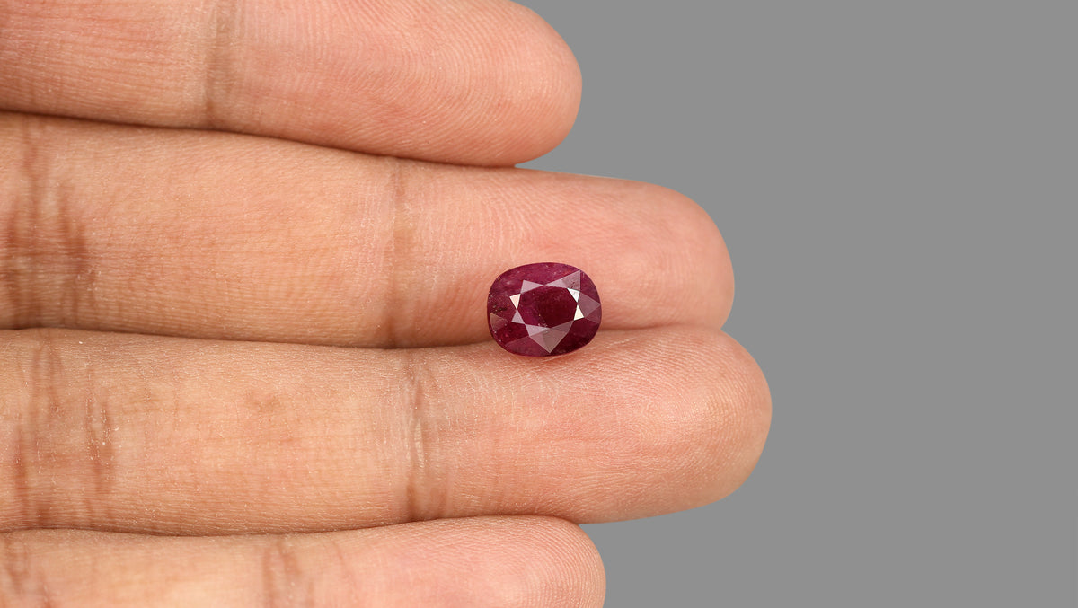 Madagascar Ruby (Manik) 5.47 Carats / 6.01 Ratti