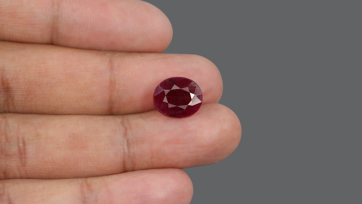 Madagascar Ruby (Manik) 6.71 Carats / 7.37 Ratti